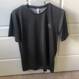 Adidas Men’s Medium Climalite Gray Shirt